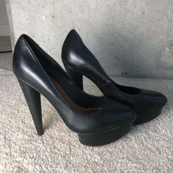 Elizabeth & James black leather pumps - Picture 3 of 5